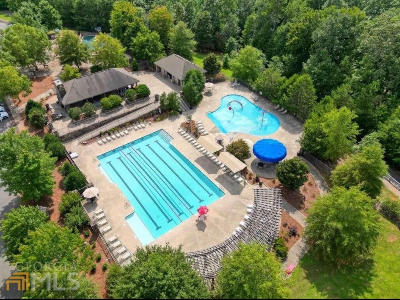 Can Guests Access Amenities Like Lakes, Golf, and Pools in Big Canoe,&nbsp;GA?